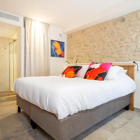 Apartment La Barule Charols