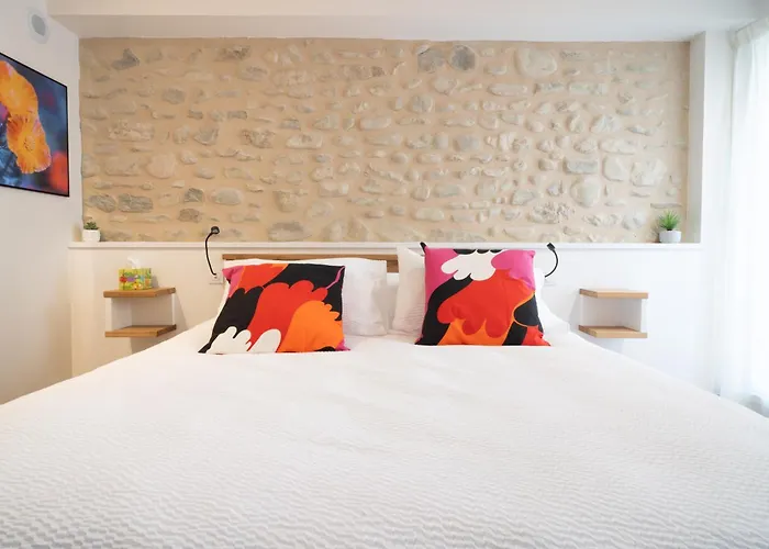 Apartment La Barule Charols