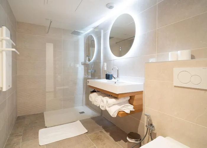 Apartment La Barule Charols